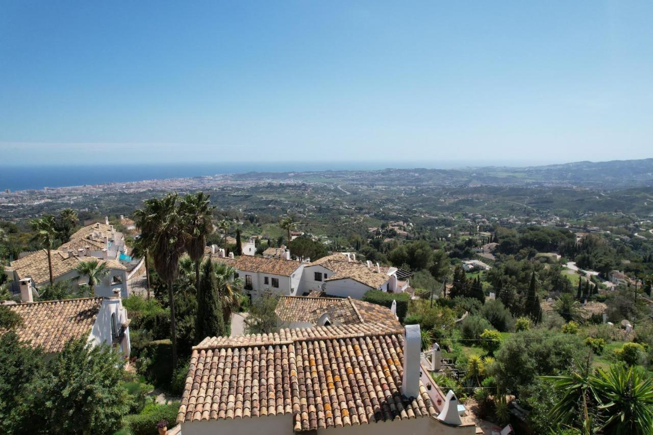 Terraced House In The Mountains With Fantastic View Málaga
